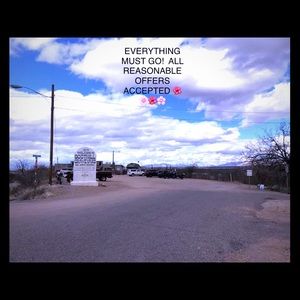 Vintage collection, stop by & take a look 💐💐